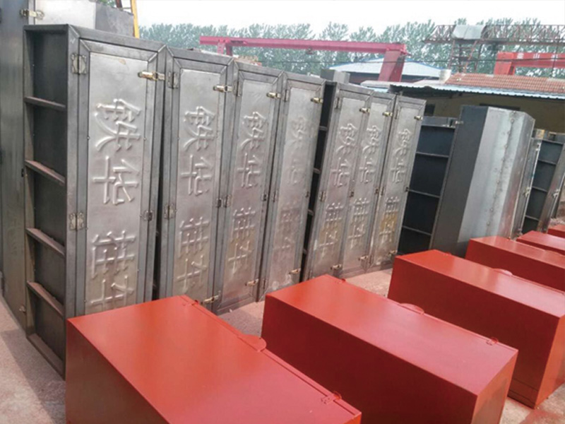 鐵質(zhì)工具箱